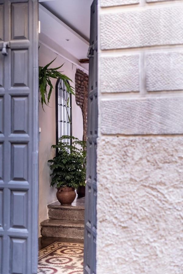 Apartamentos Junto A Jardines Del Triunfo Гранада Екстериор снимка