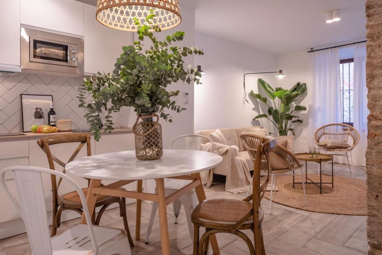 Apartamentos Junto A Jardines Del Triunfo Гранада Екстериор снимка